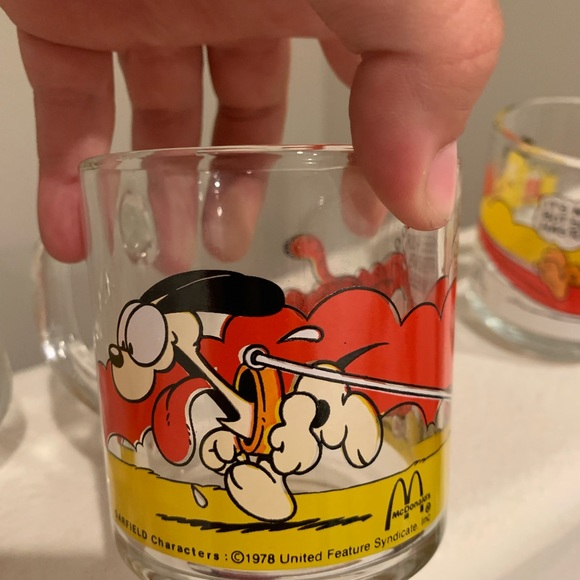 Vintage 1988 Garfield McDonald’s glass cups - Picture 8 of 9